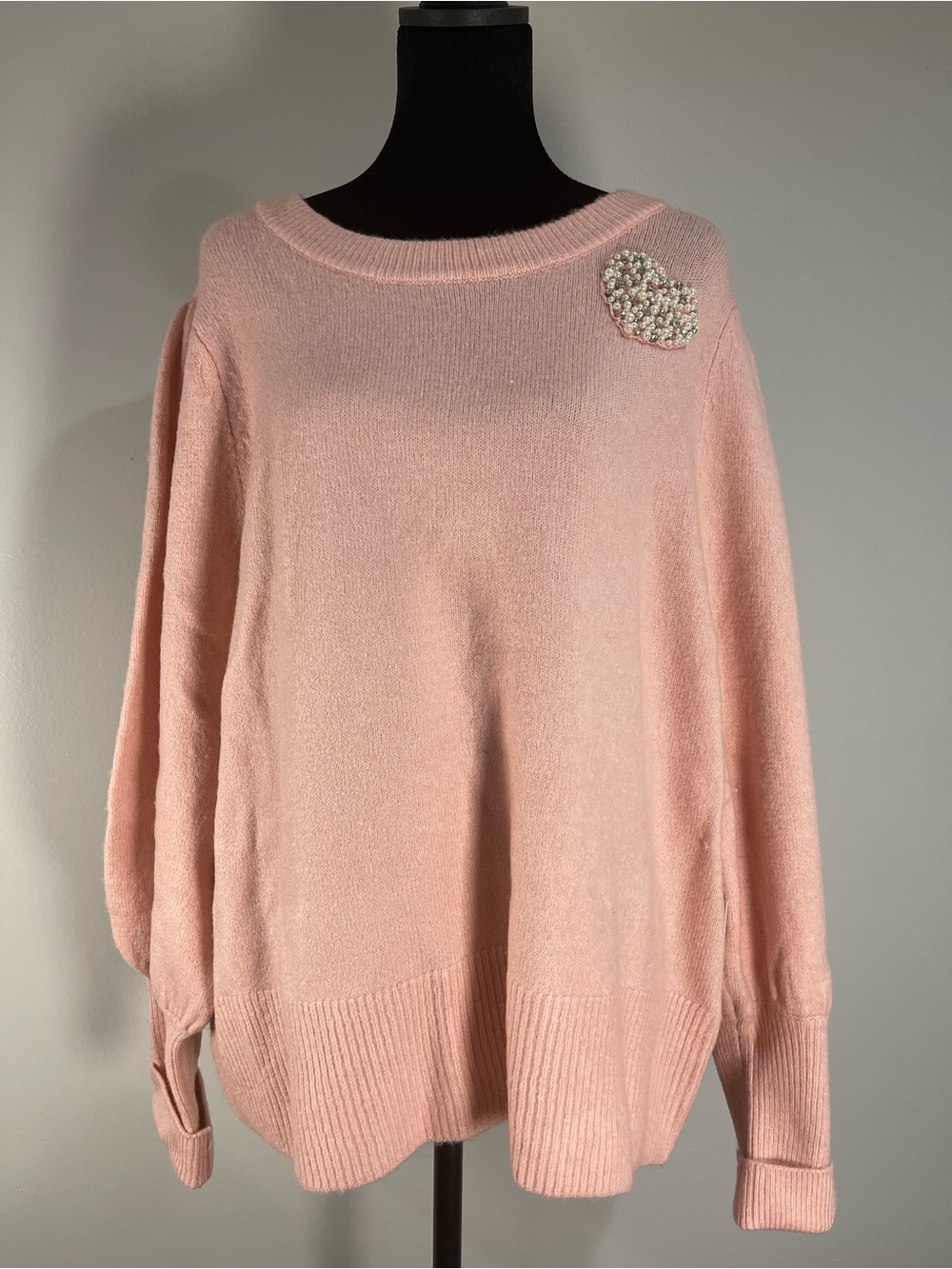 CeCe Blush Pink Crewneck Sweater with Pearl Heart Accent Sz. 1x